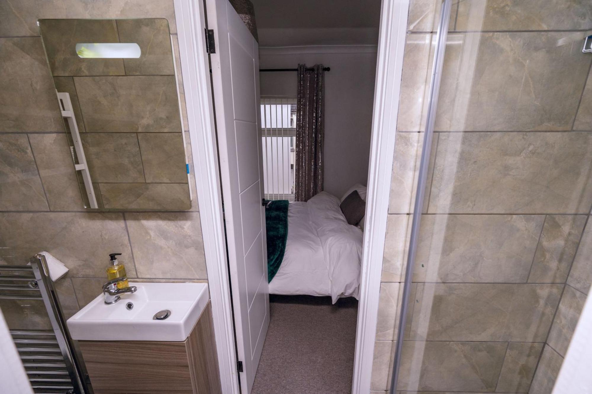 Afan Forest Retreat Cozy Getaway, Pet Friendly Cymmer エクステリア 写真